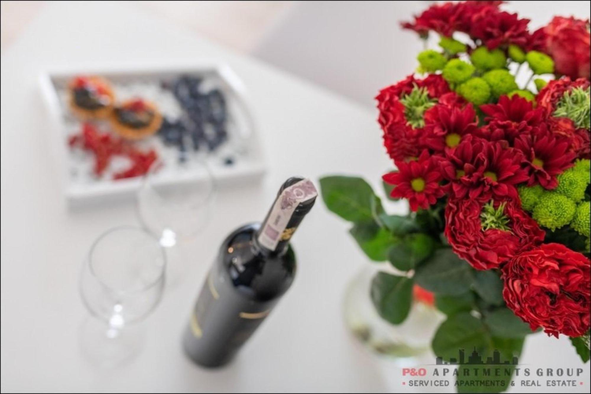 P&O Serviced Apartments Group Komputerowa Warsaw Bilik gambar
