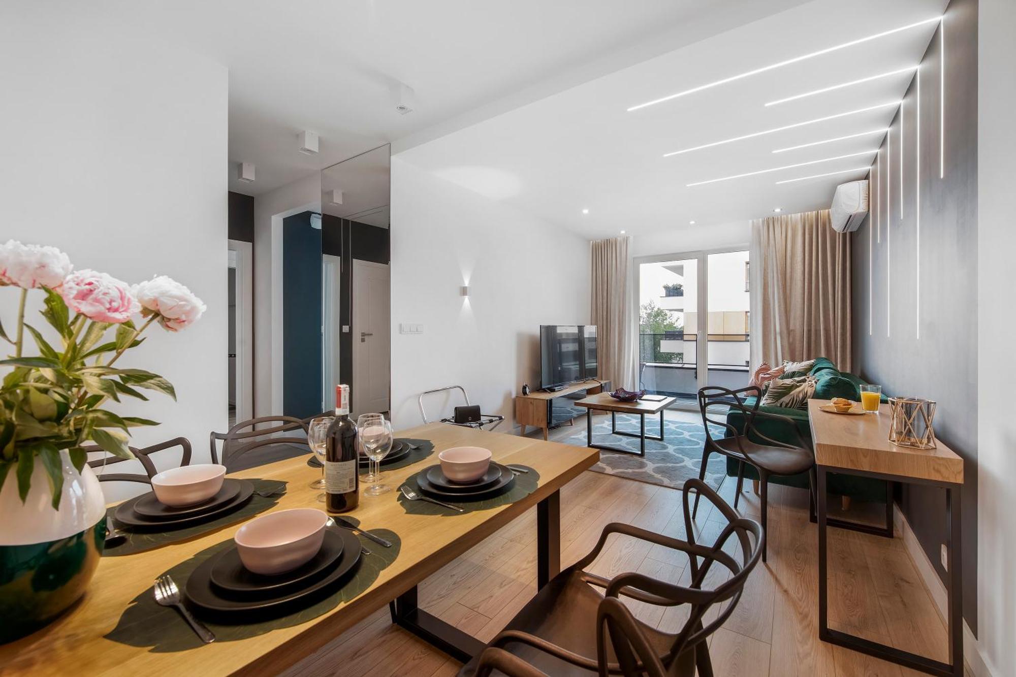 P&O Serviced Apartments Group Komputerowa Warsaw Bilik gambar